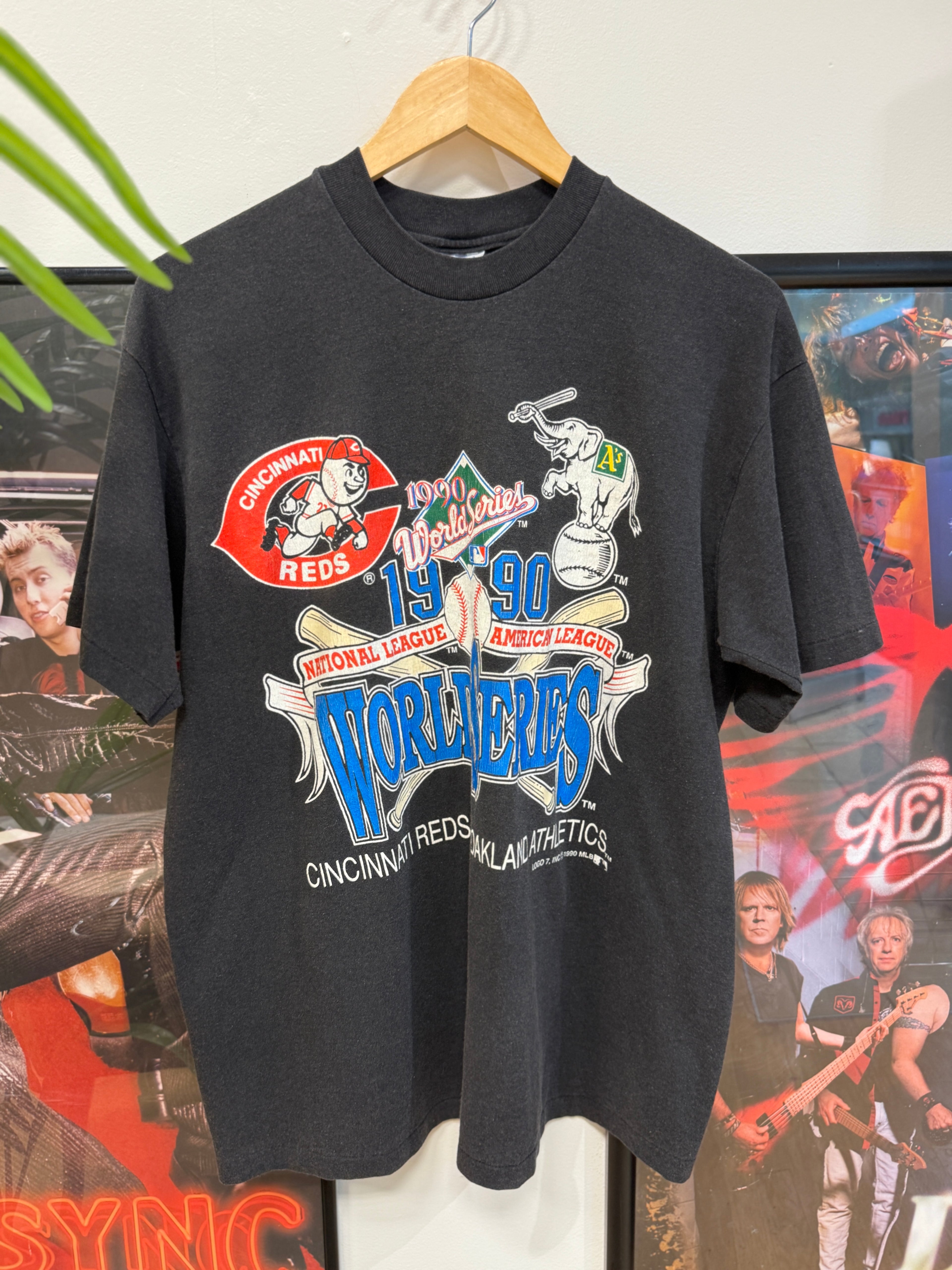 1990 Cincinnati Reds VS Oakland Athletics World Series T-Shirt
