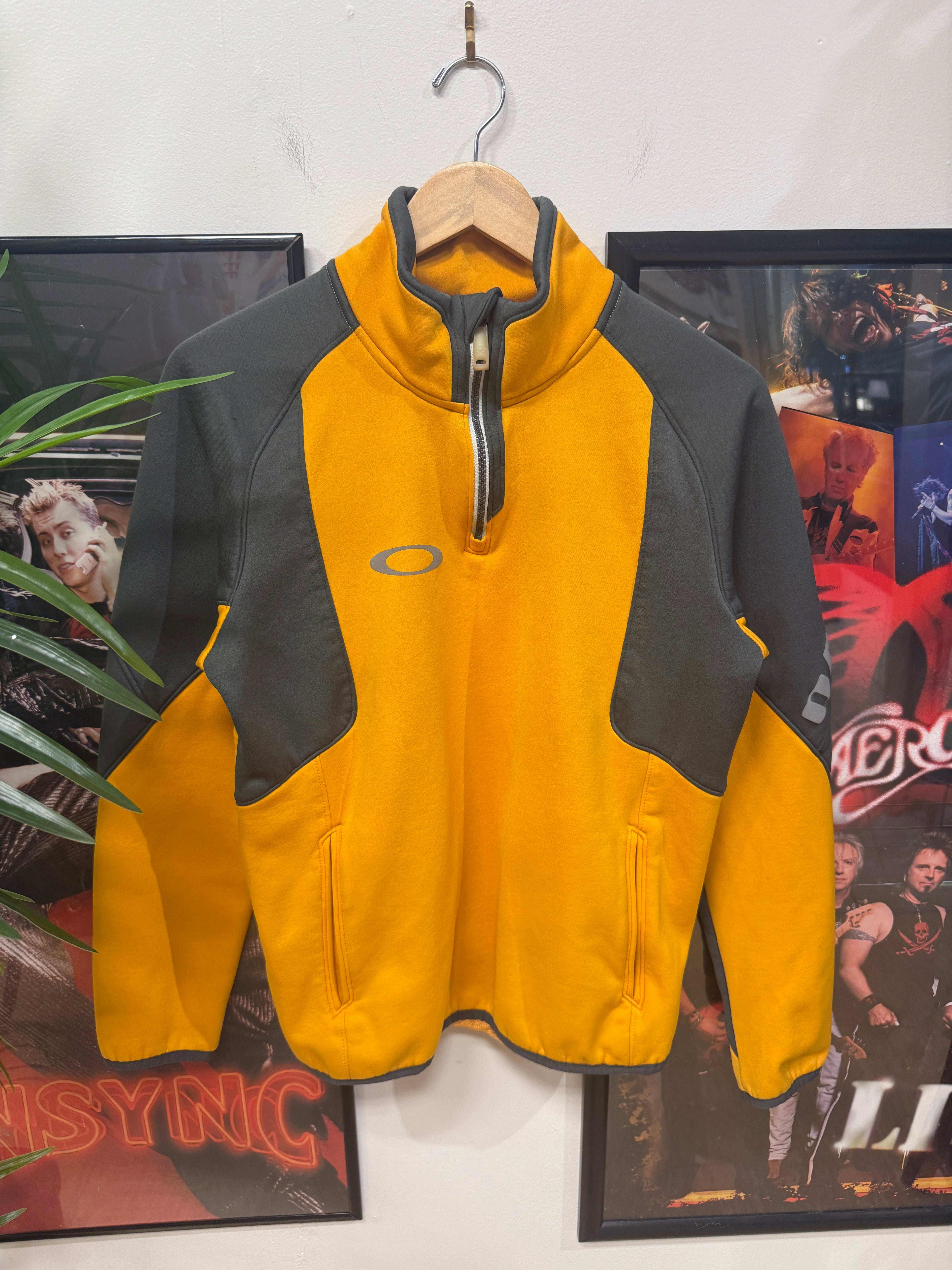 Oakley 1/4 Zip Sweatshirt