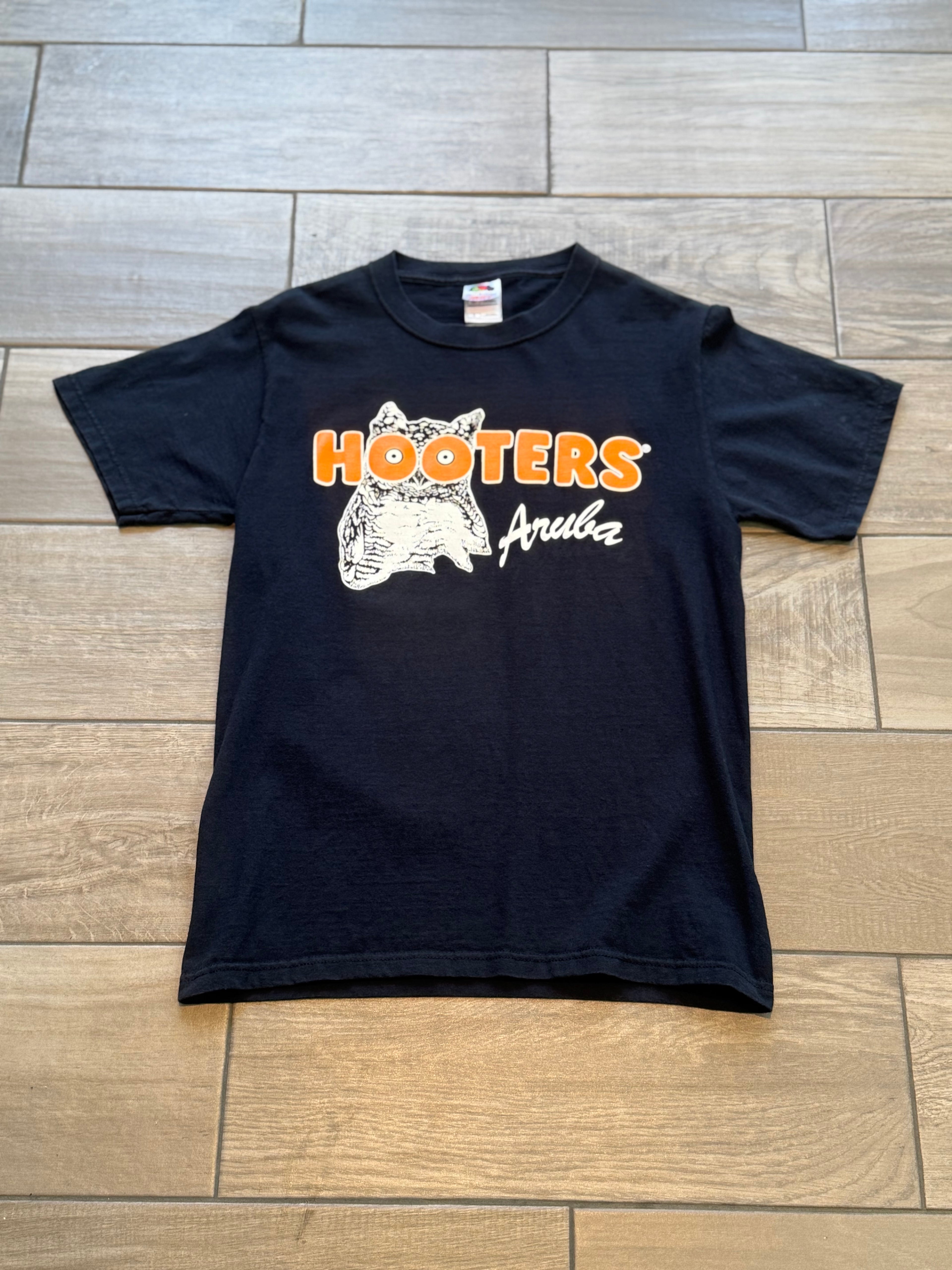 Hooters T-Shirt