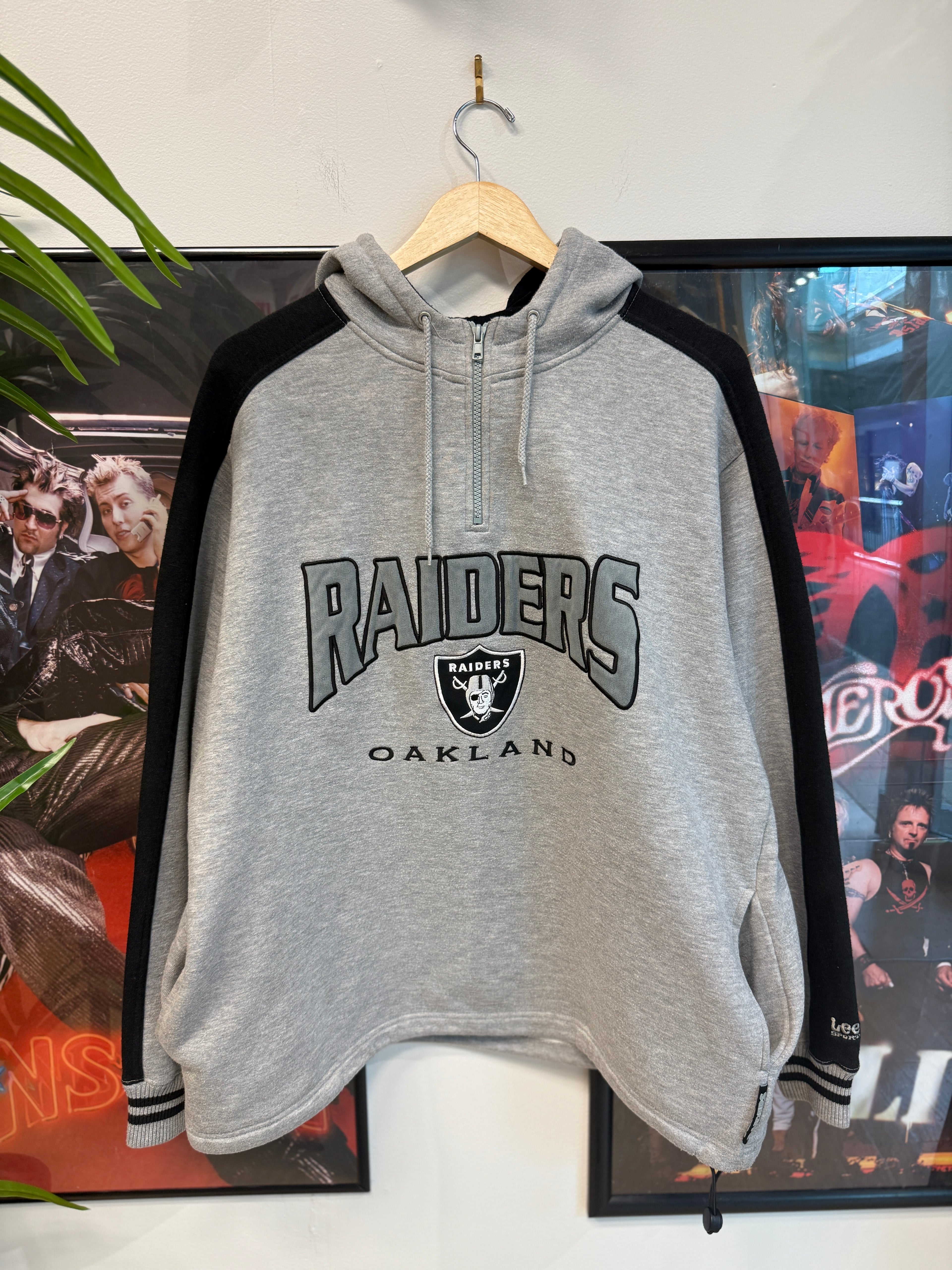 Oakland Raiders Hooded Sweatshirt