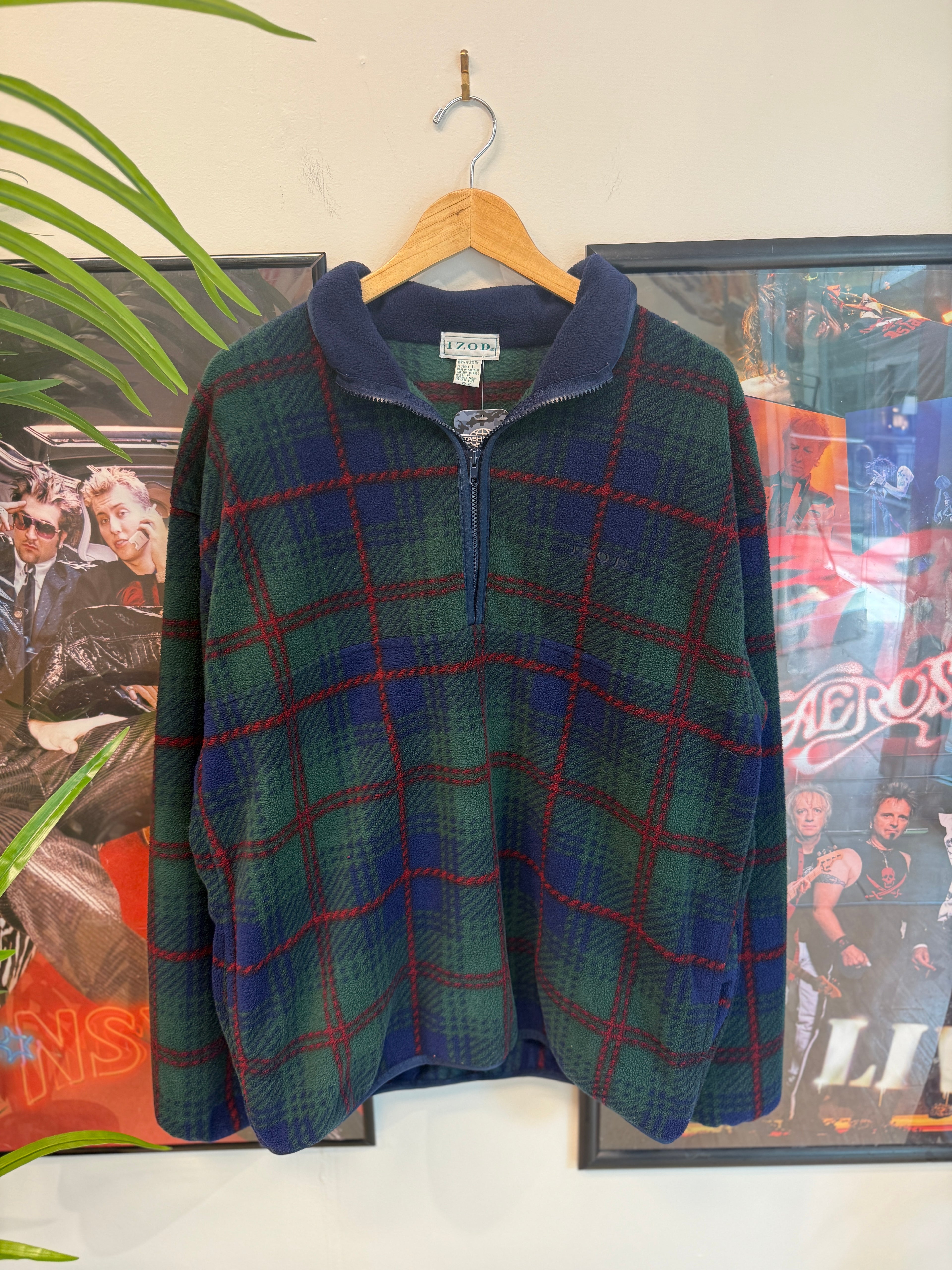 IZOD 1/4 Zip Fleece