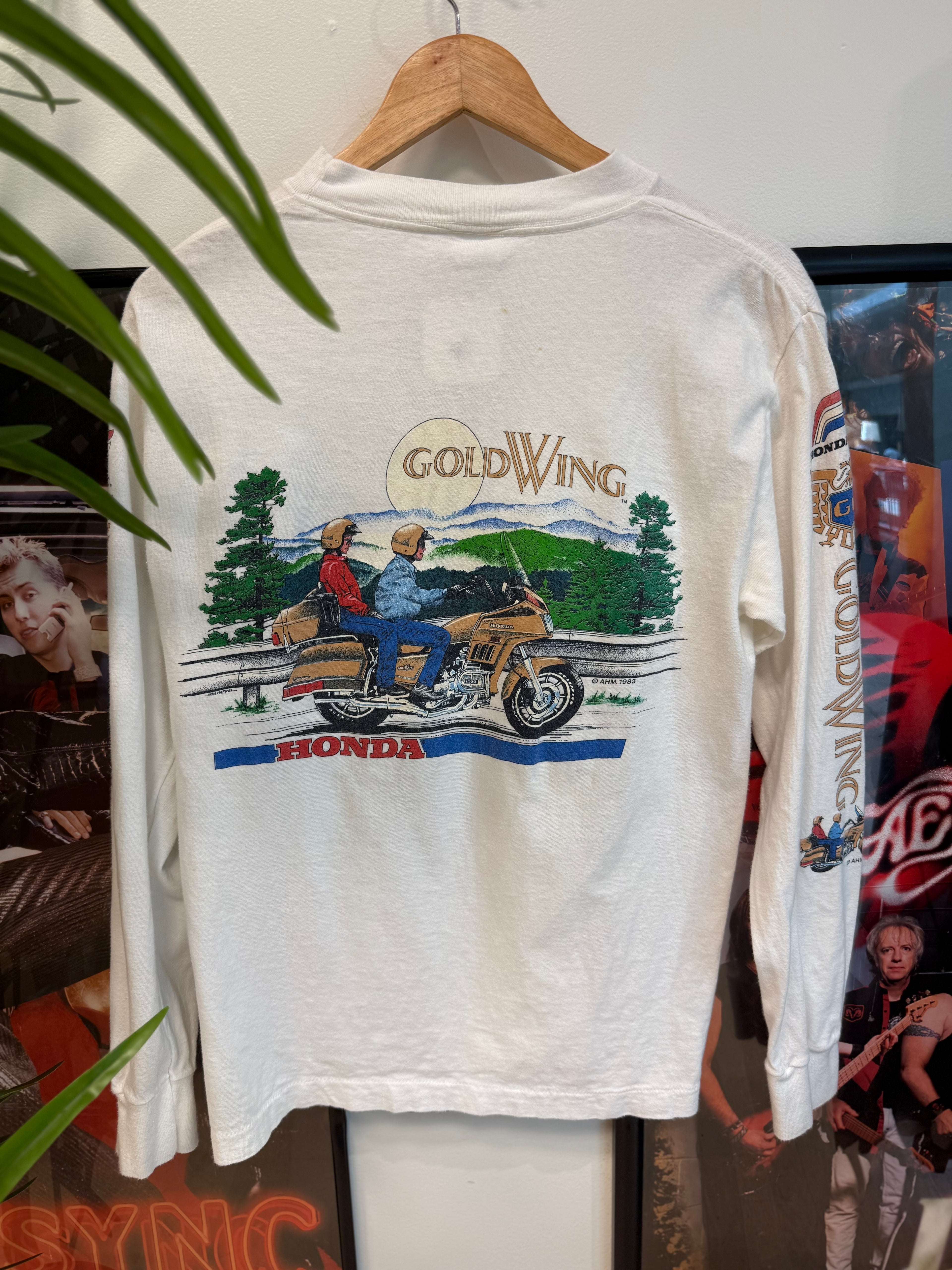Gold Wing Long-sleeve T-Shirt