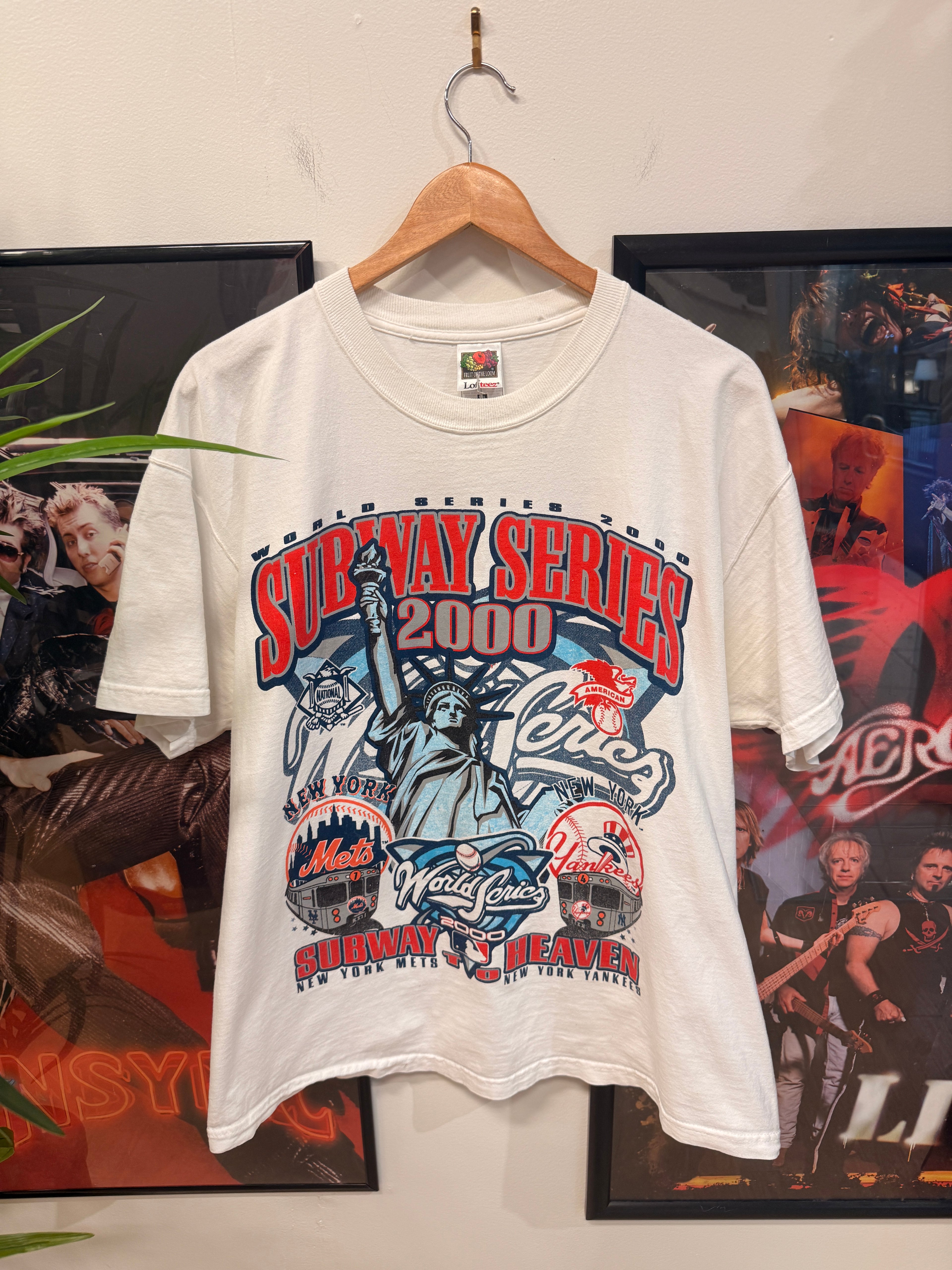 New York Mets Vs New York Yankees T-Shirt